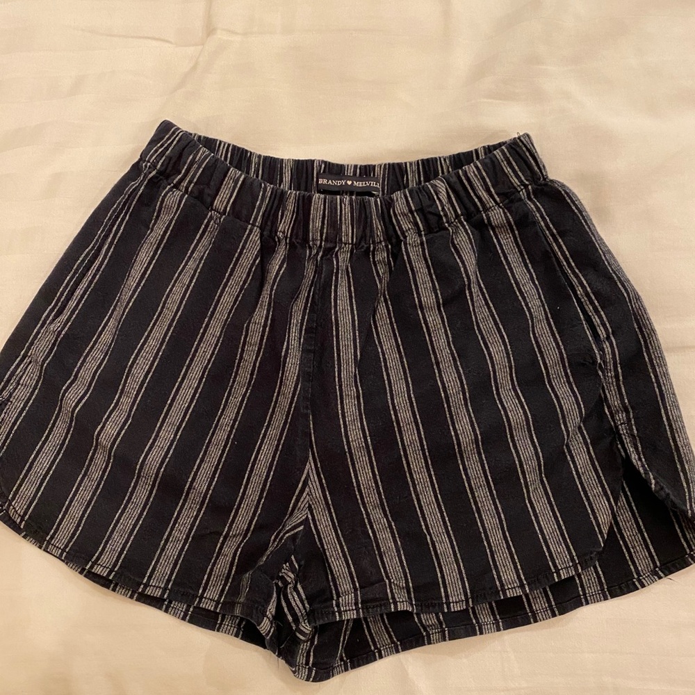 Brandy Melville black and gray stripped shorts